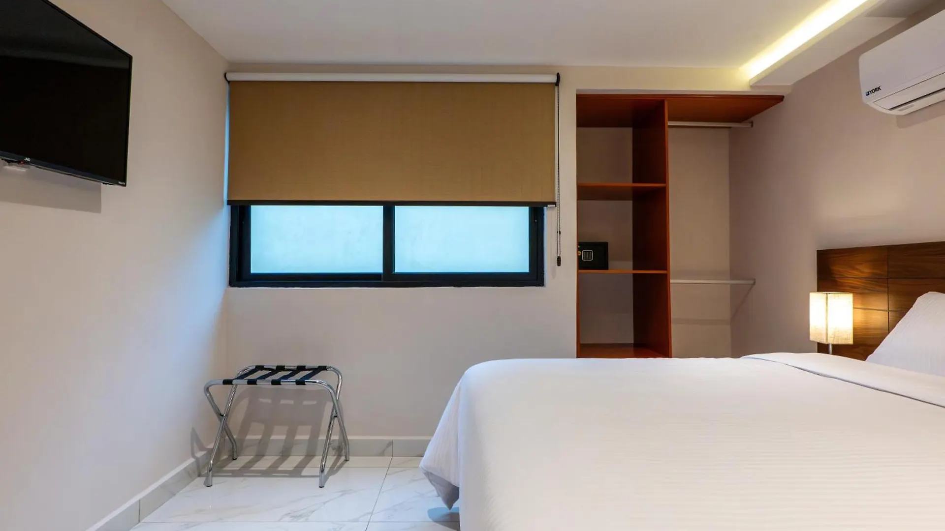 Hotel 28 Cancun