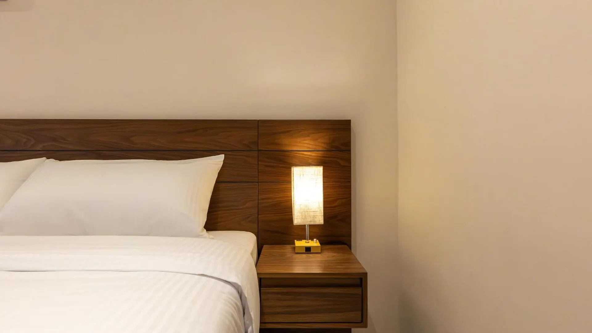 Hotel 28 Cancun 3*,