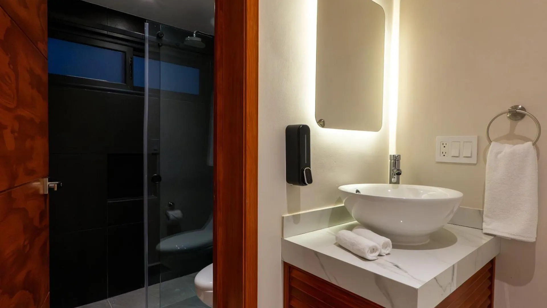 Hotel 28 Cancún 3*,  Mexico