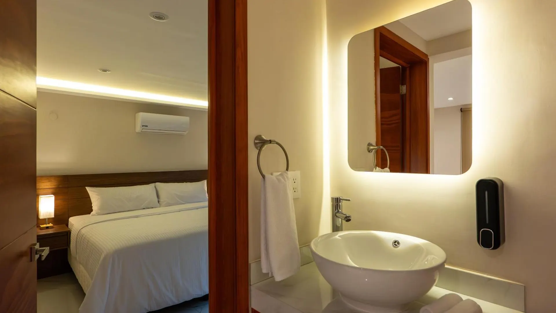 Hotel 28 Cancún