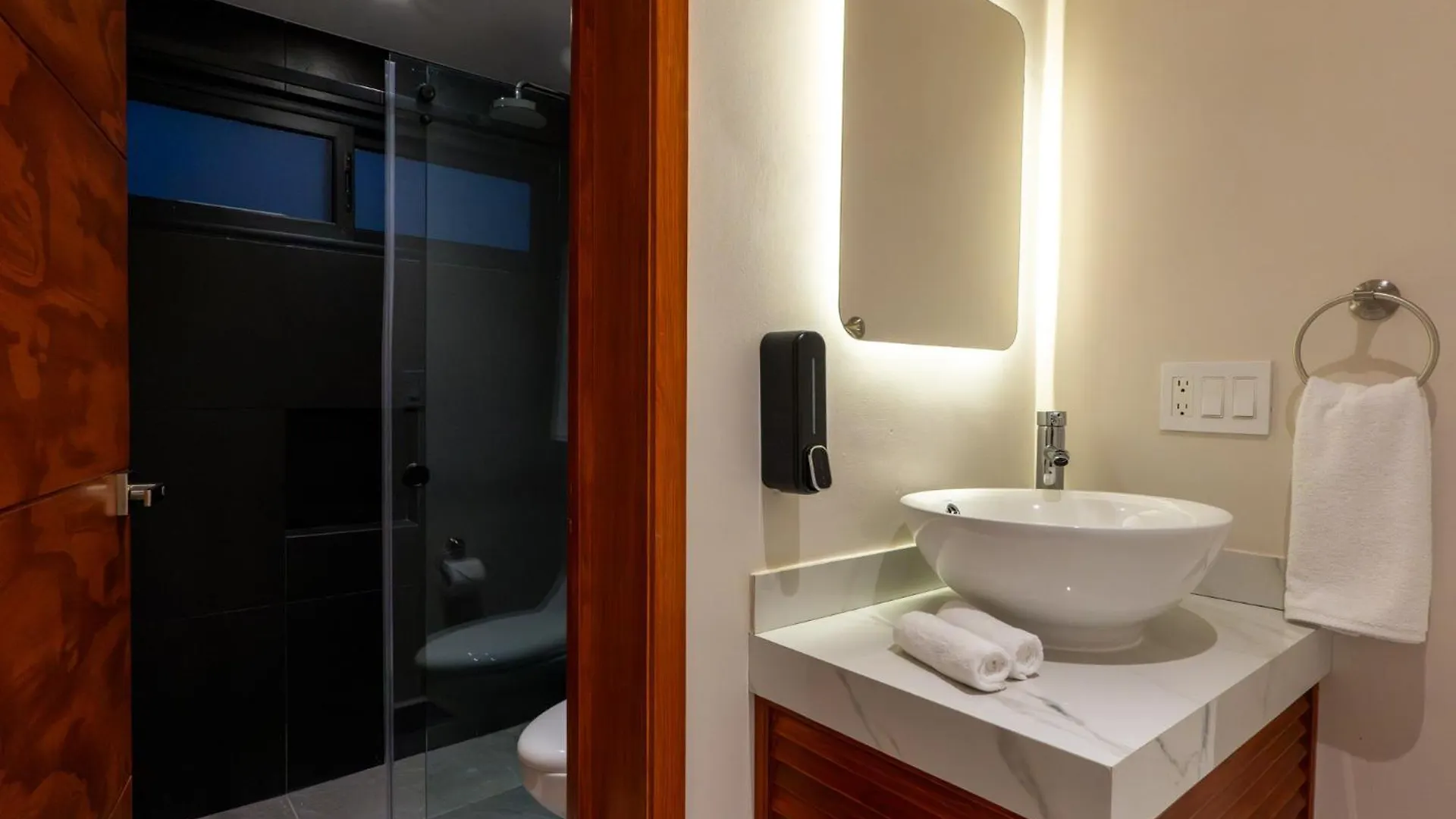 Hotel 28 Cancun