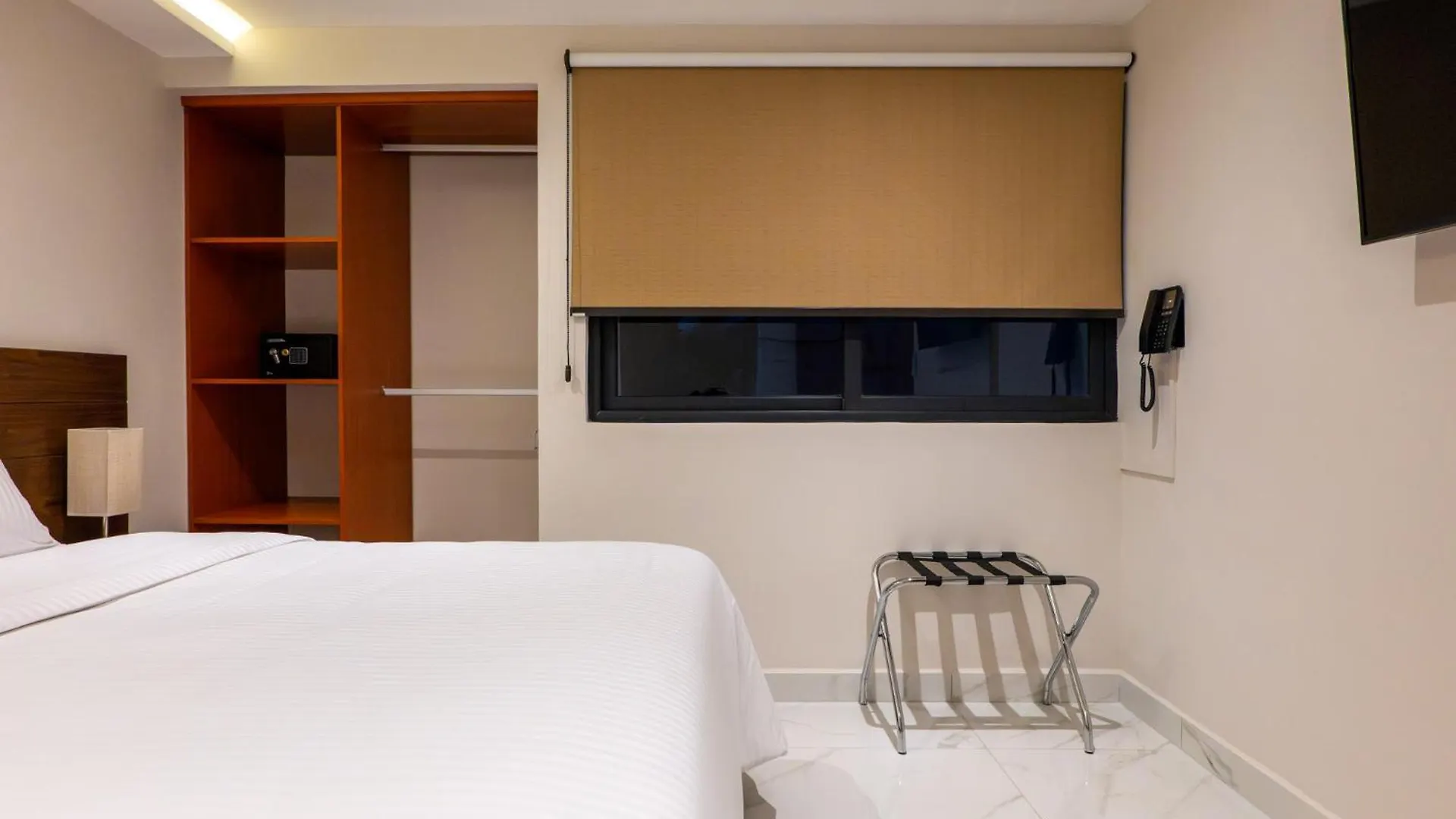Hotel 28 Cancun