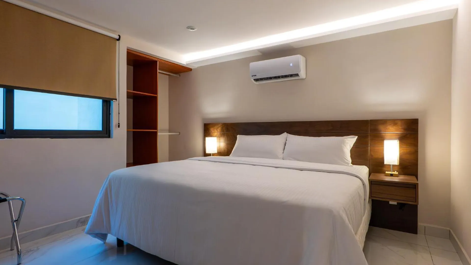 Hotel 28 Cancun
