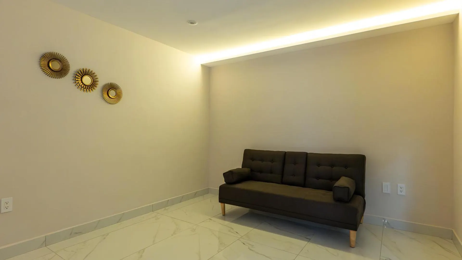 Hotel 28 Cancun
